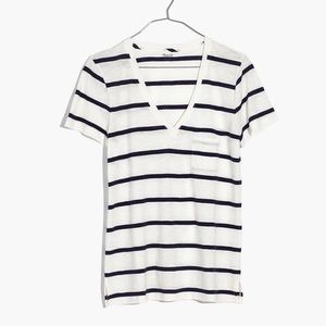 Madewell navy/white striped cotton v-neck, size L